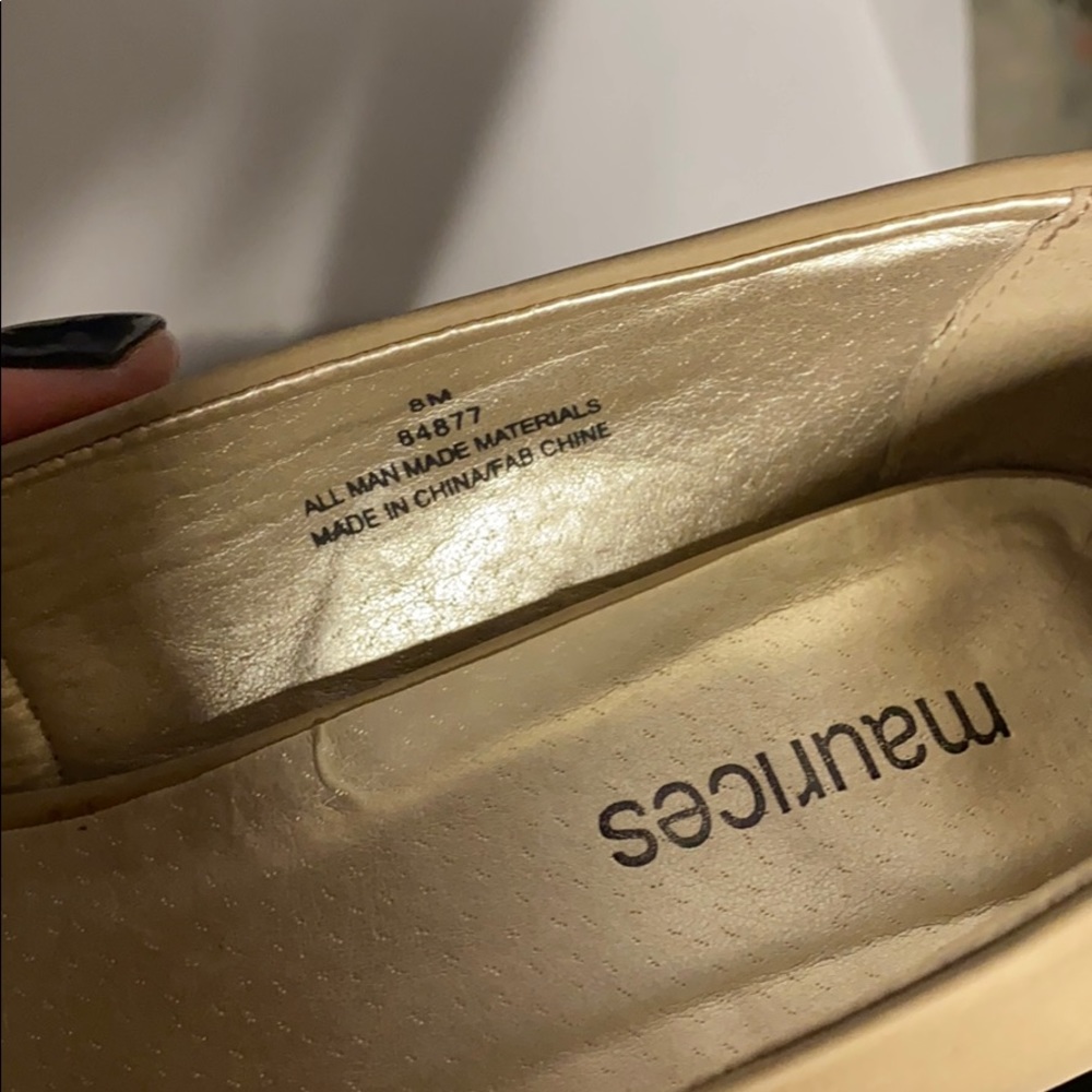 Tan heels - Picture 3 of 4